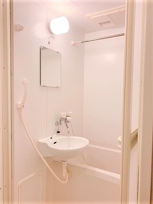 レオパレスＣＯＺＹ 風呂画像