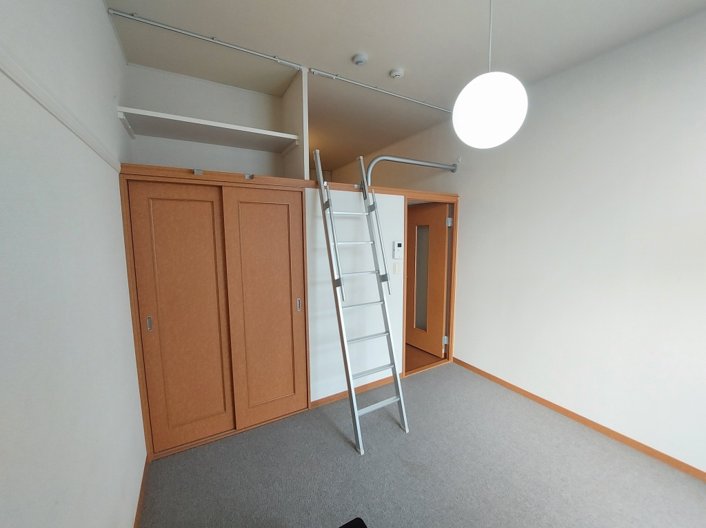 レオパレスカサグランデ リビング