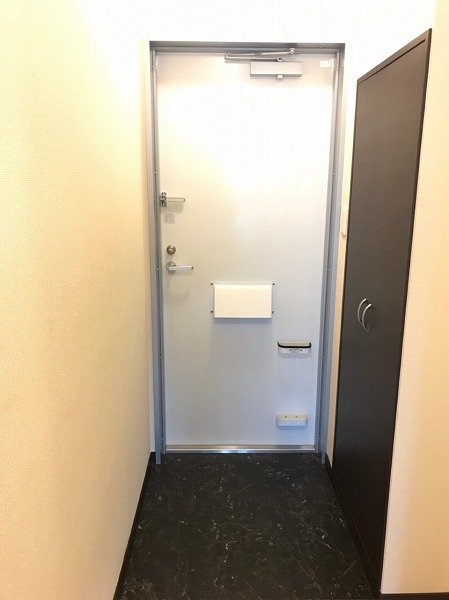 レオネクスト東郷通Ⅱ 玄関