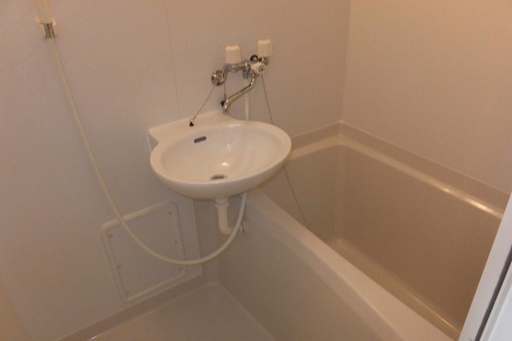 レオパレスグランシャトー 風呂画像