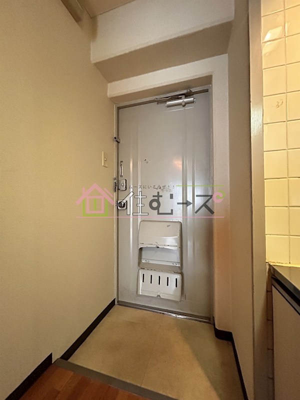 白倉マンション 玄関