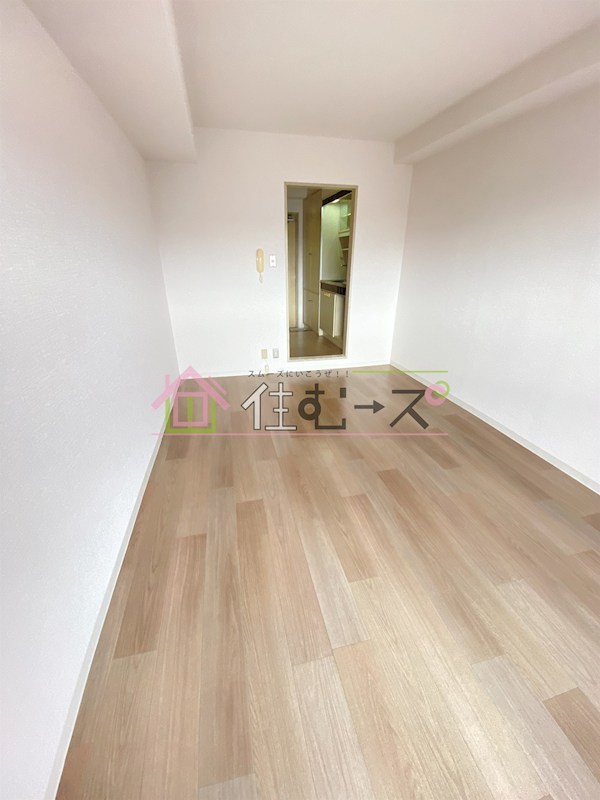 アミルⅢ番館 リビング