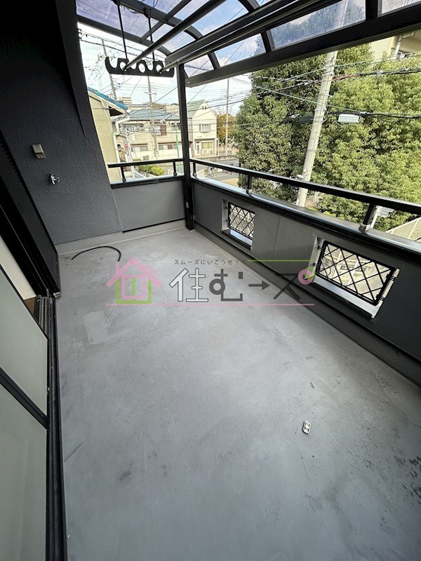 清水五丁目戸建 ベランダ