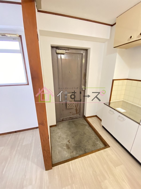 Ｕ．Ｊ．ビル豊里 玄関