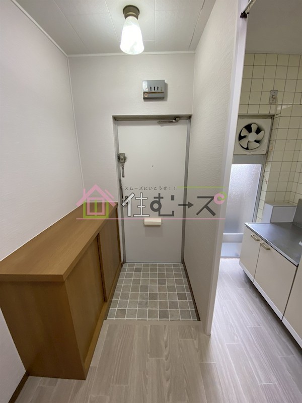 メゾン豊里 玄関