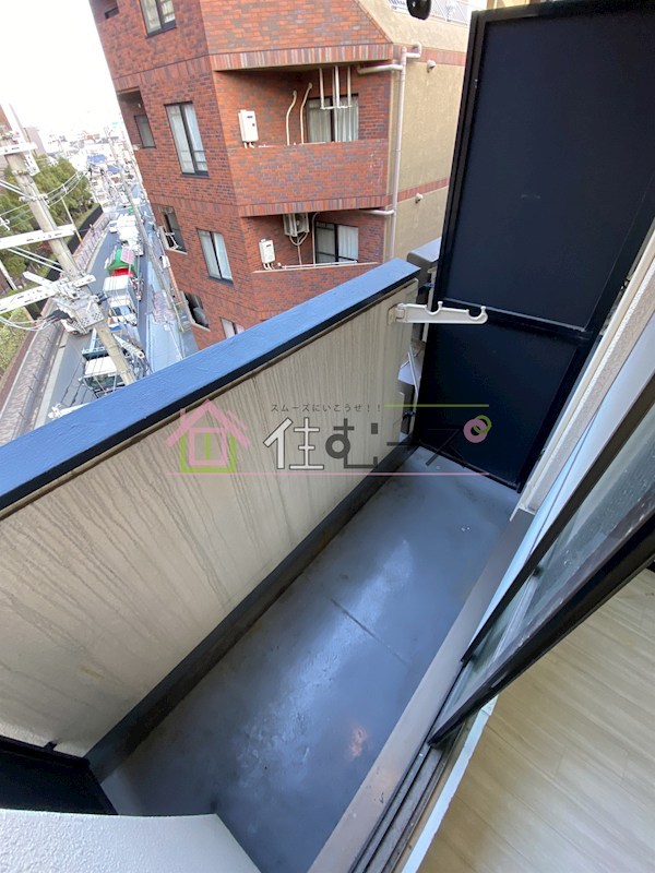 カムネス経大前 ベランダ