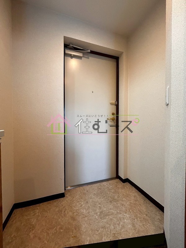 Fr.imp大阪三国 玄関