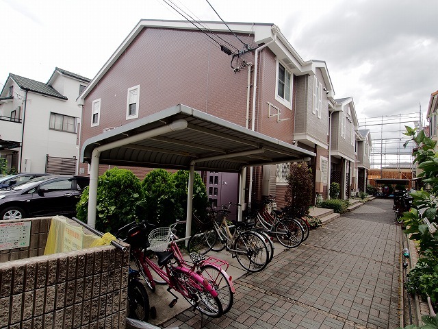 シャン・ド・フル－ルⅠ番館 外観