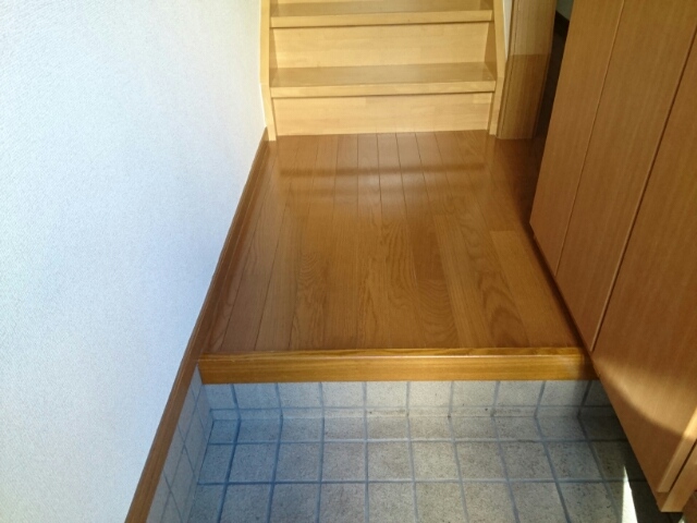 シャン・ド・フル－ルⅠ番館 玄関