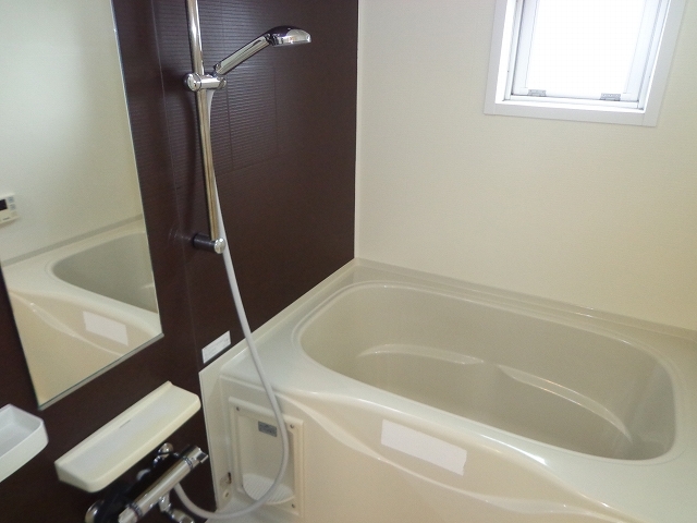 アルンド－・インディカⅡ 風呂画像