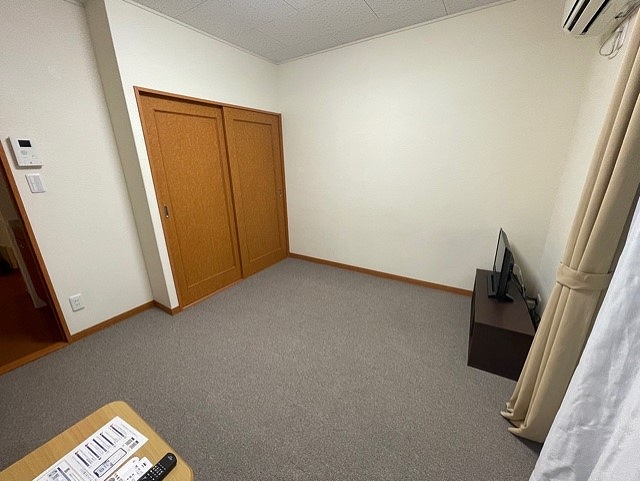 レオパレスアトレ ベッドルーム