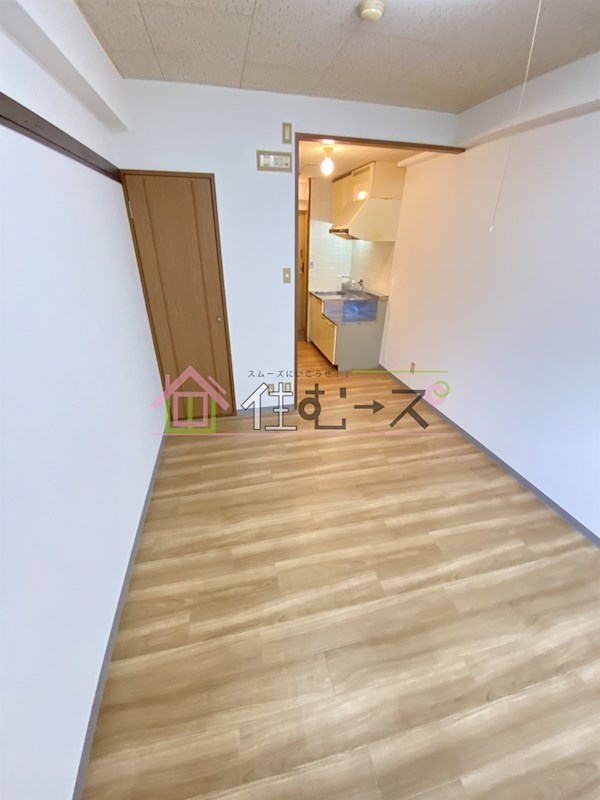 フィアスコート南津守 リビング