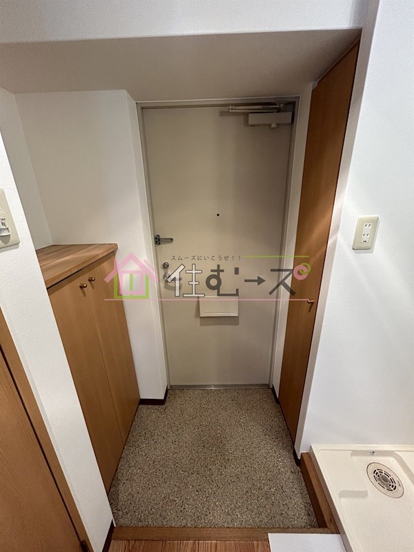 ラナップスクエア上本町 玄関