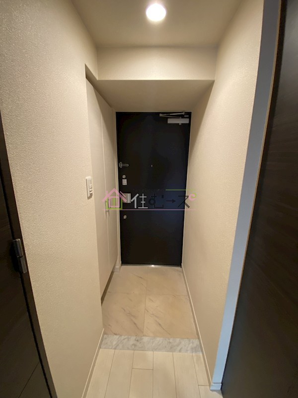 レオンコンフォート本町 玄関