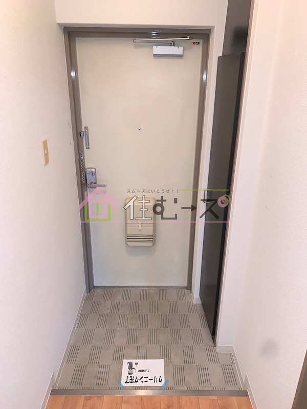 ドルチェ・ビータ 玄関