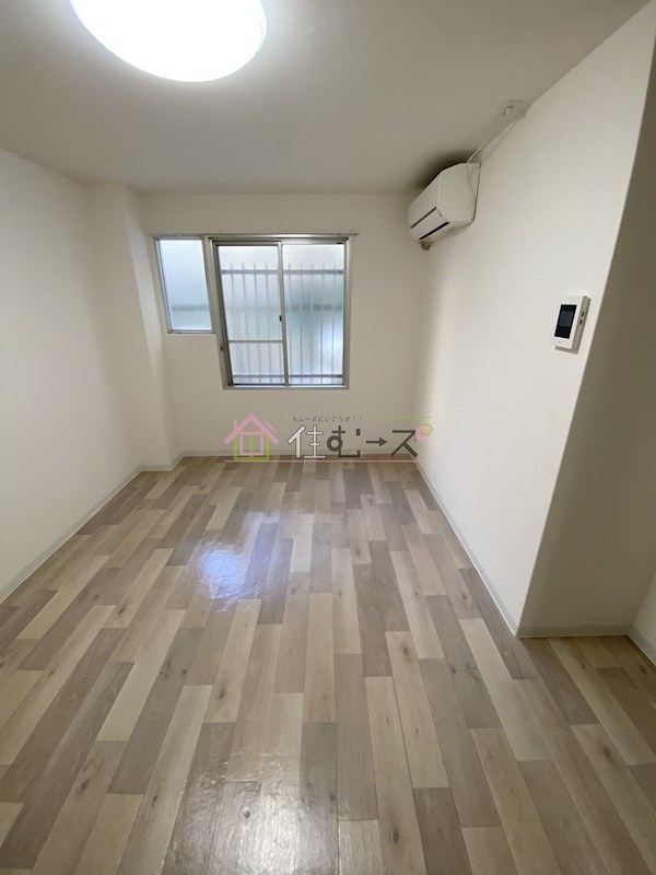 レガーレ谷町 ベッドルーム