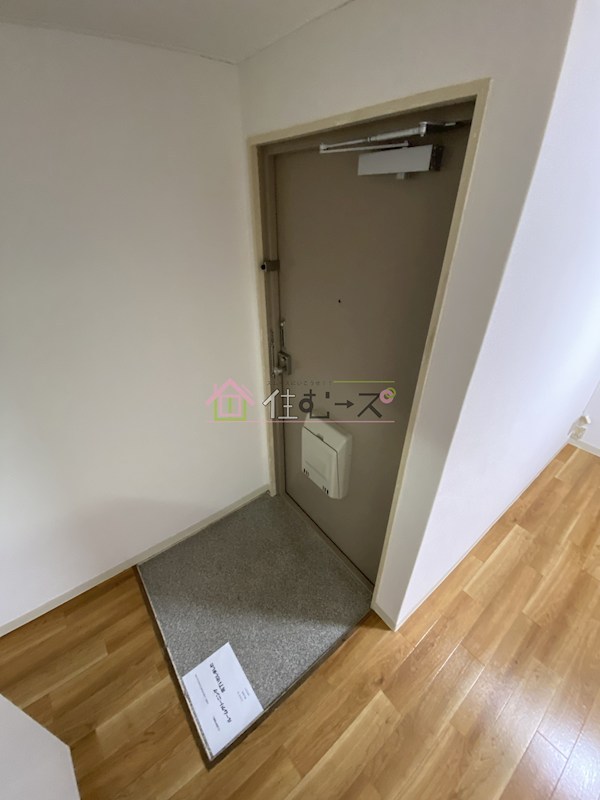 プレアール谷町 玄関