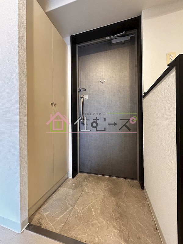 エスティライフ大阪都島 玄関