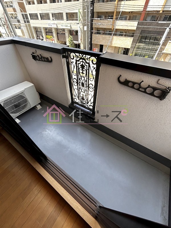 プリヴェ1号館 ベランダ