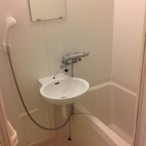 レオパレスカリオストロ 風呂画像