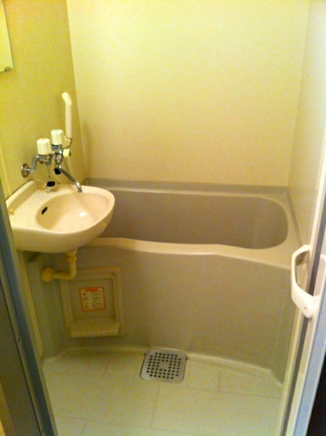 レオパレスツインズ加島弐番館 風呂画像