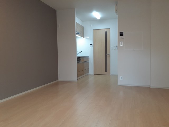 ラフィネ　カワニシイケダ リビング