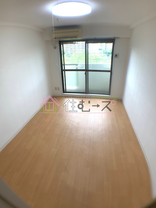 メゾン桜ノ宮 ベッドルーム