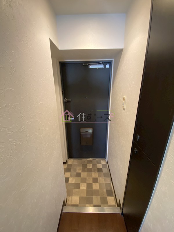 SWISS難波西 玄関