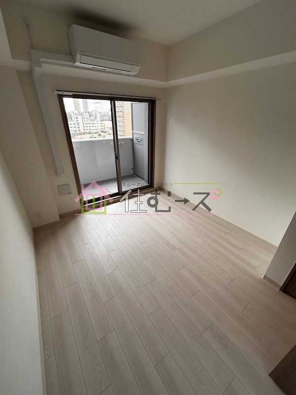 フォーリアライズ難波リアン ベッドルーム