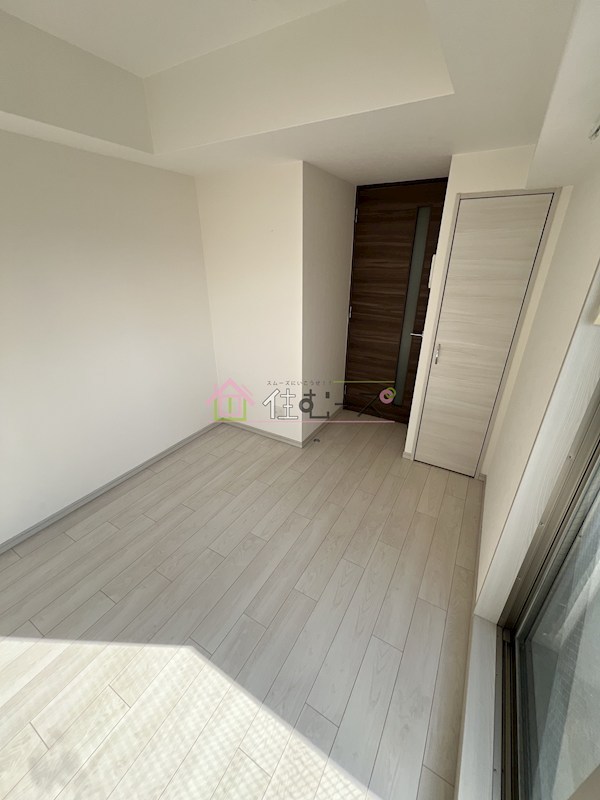 エスカーサ大阪WEST九条駅前 リビング