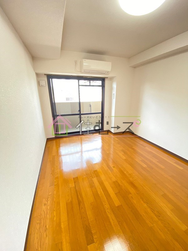 ローズコーポ本町 ベッドルーム