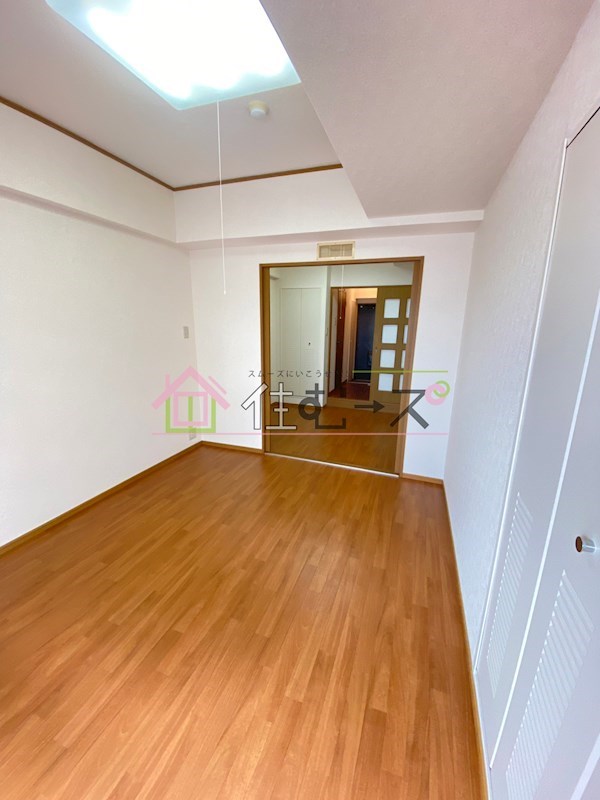 ノルデンハイムリバーサイド十三 リビング