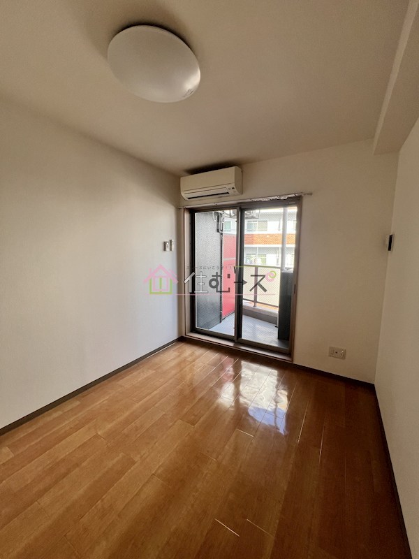 パーフェクトライフ九条 ベッドルーム