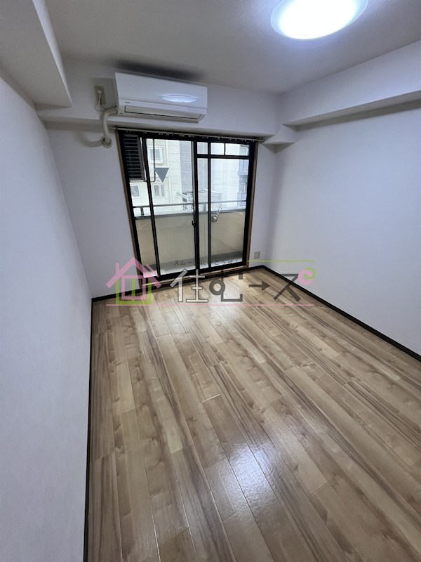 シングルウエスト ベッドルーム