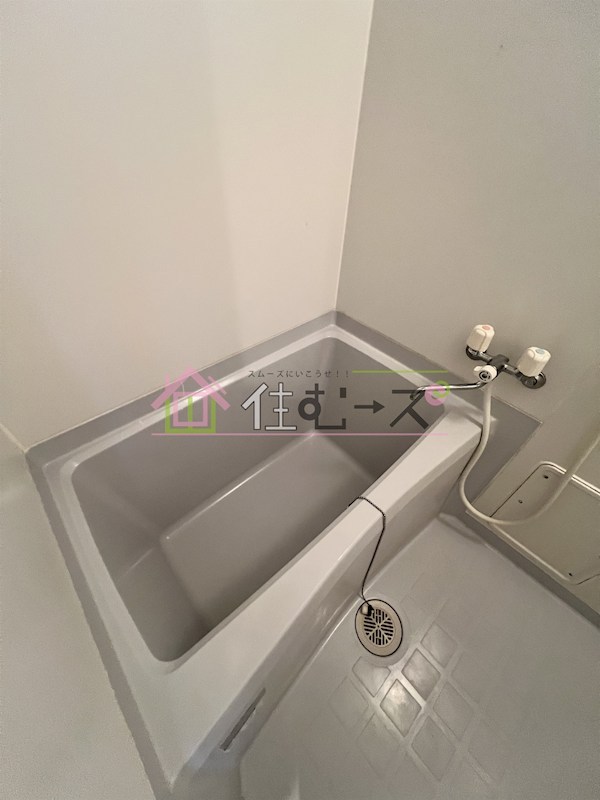 シングルウエスト 風呂画像