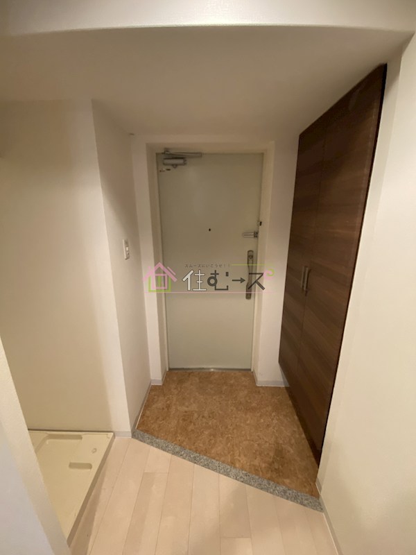 Luxe難波西Ⅱ 玄関