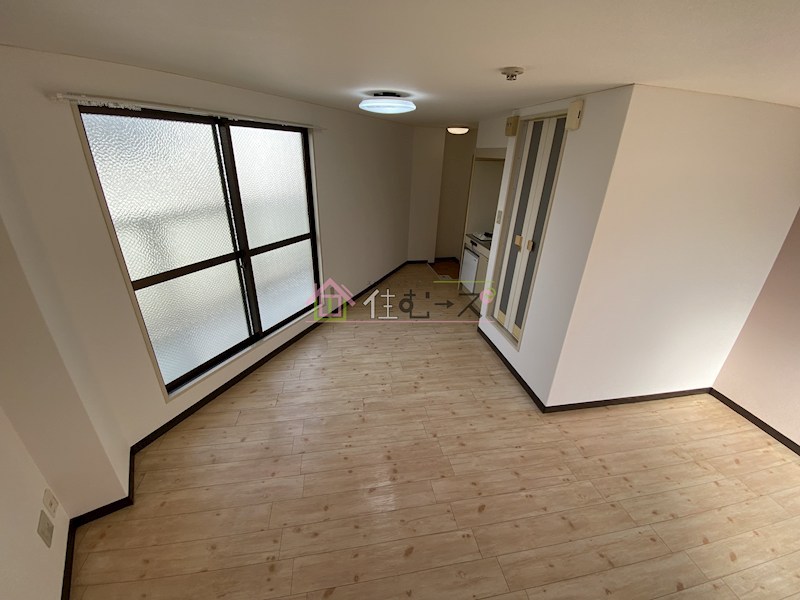 ラパンジール今宮 リビング