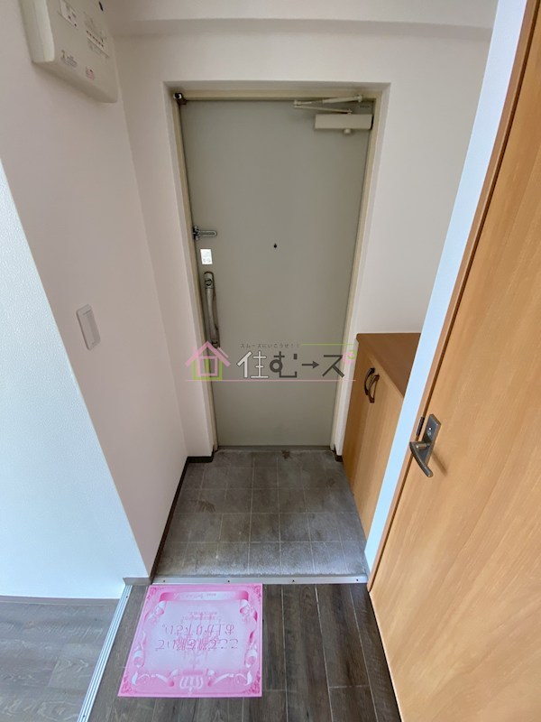 グランパシフィック芦原橋駅前 玄関