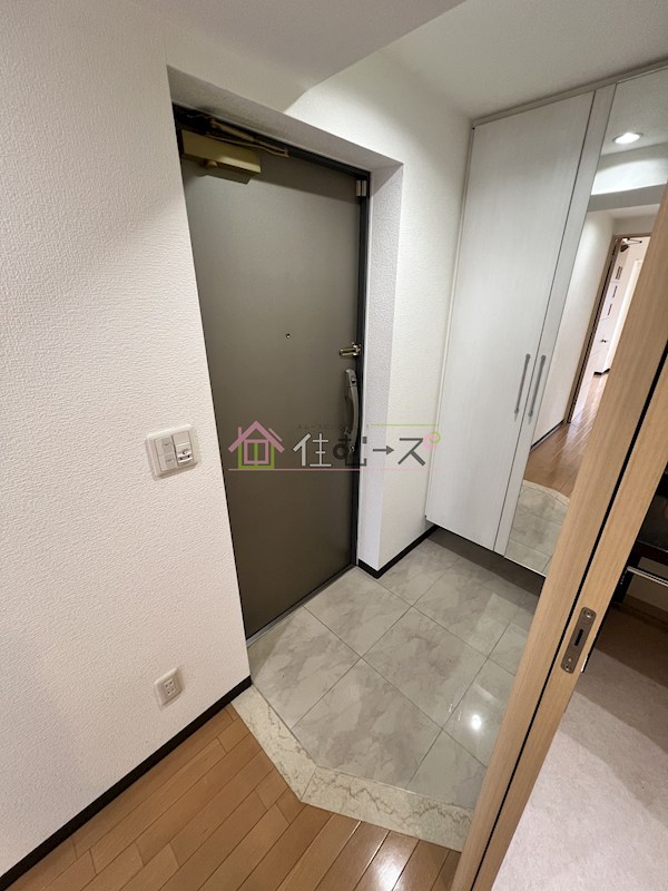 エスリード西本町 玄関