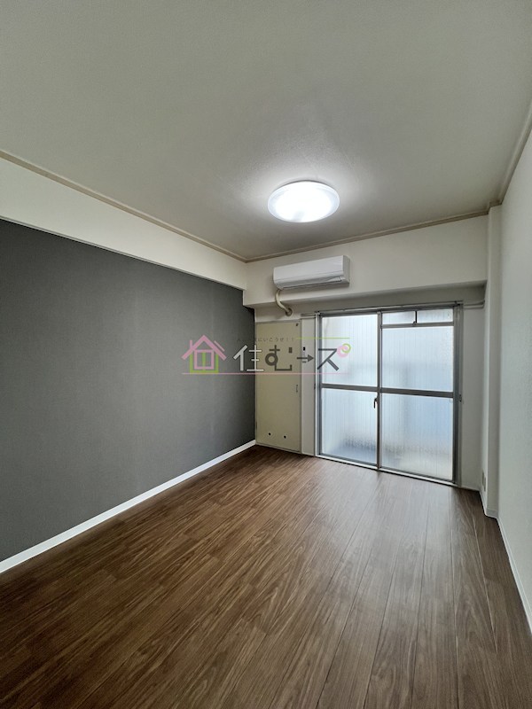 ジョイフル西船場 ベッドルーム