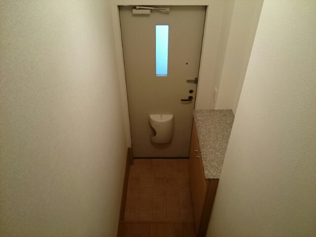 クラールコート 玄関