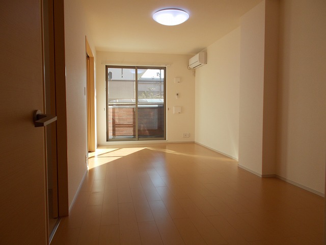 モデッサ司（つかさ） リビング