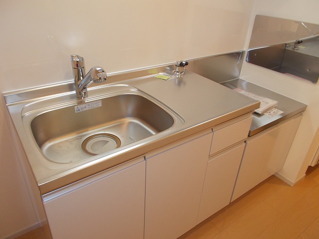 モデッサ司（つかさ） キッチン