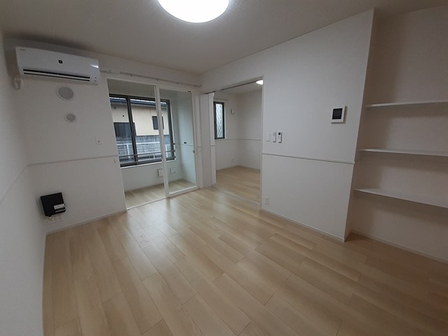 カルマカサ リビング