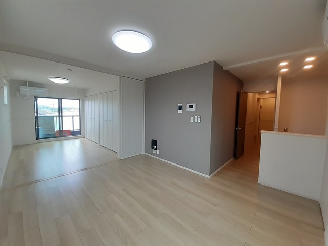 ポルチュラーカ リビング