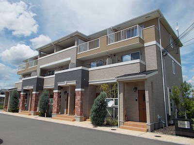 オーヴェスト２号館 外観