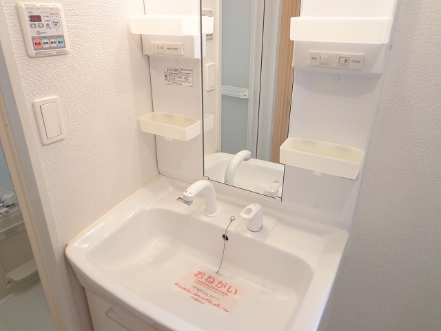 オーヴェスト２号館 その他3