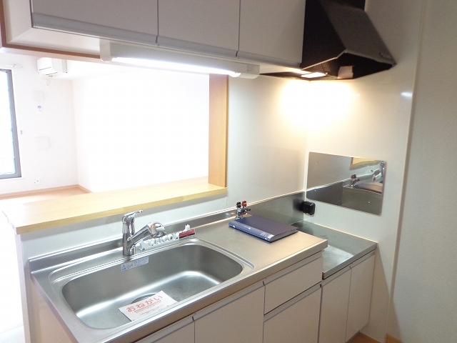 オーヴェスト２号館 キッチン