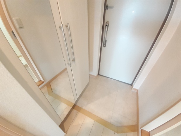 Ｆｉｏｒｅ　水無瀬 玄関