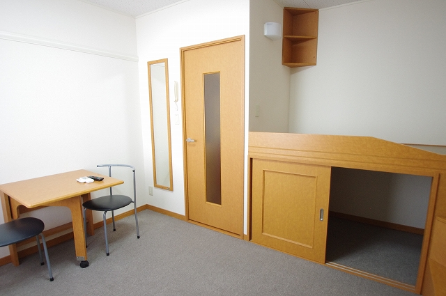 レオパレス東岸和田 リビング